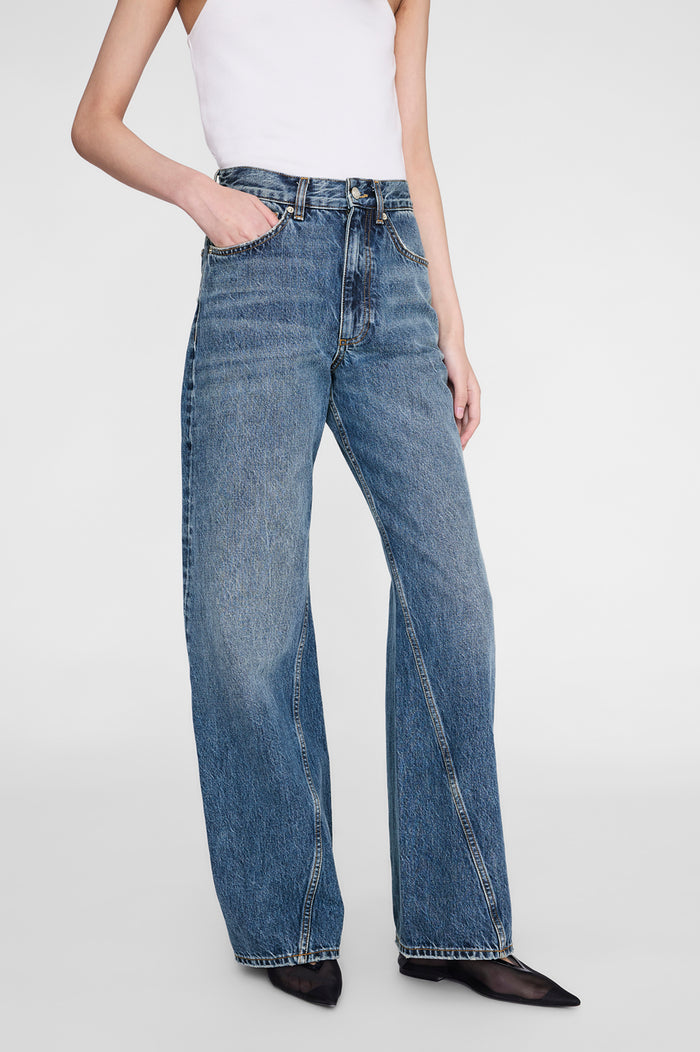 ANINE BING Brie Jean 33" - Cabana Blue - on mode front detail