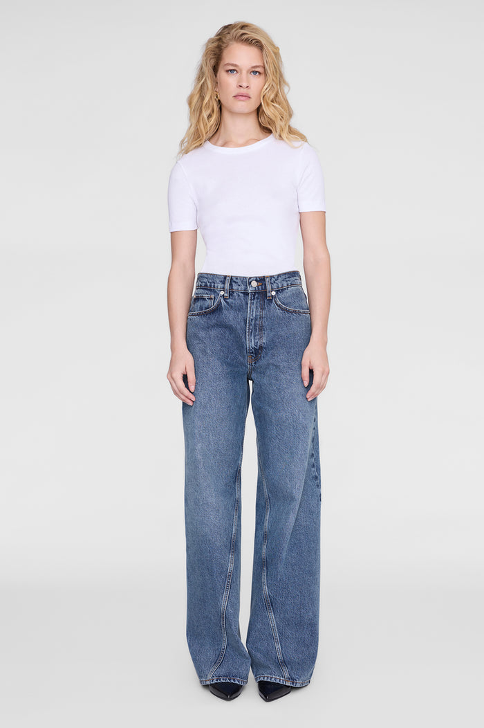 ANINE BING - Brie Jean 33" - Dark Indigo - on model front