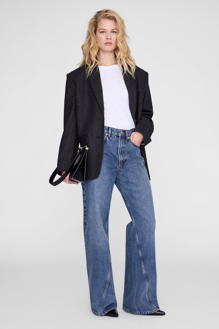 ANINE BING - Brie Jean 33" - Dark Indigo - on model front second image