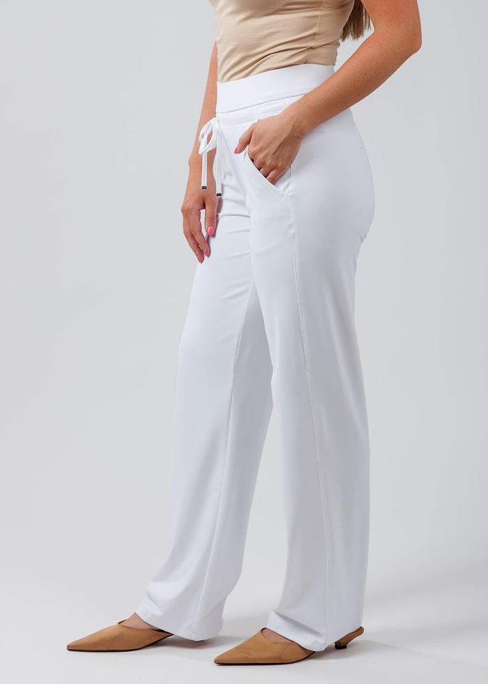 Raffaello Rossi Candice Straight Pants in White available at Barbara Katz