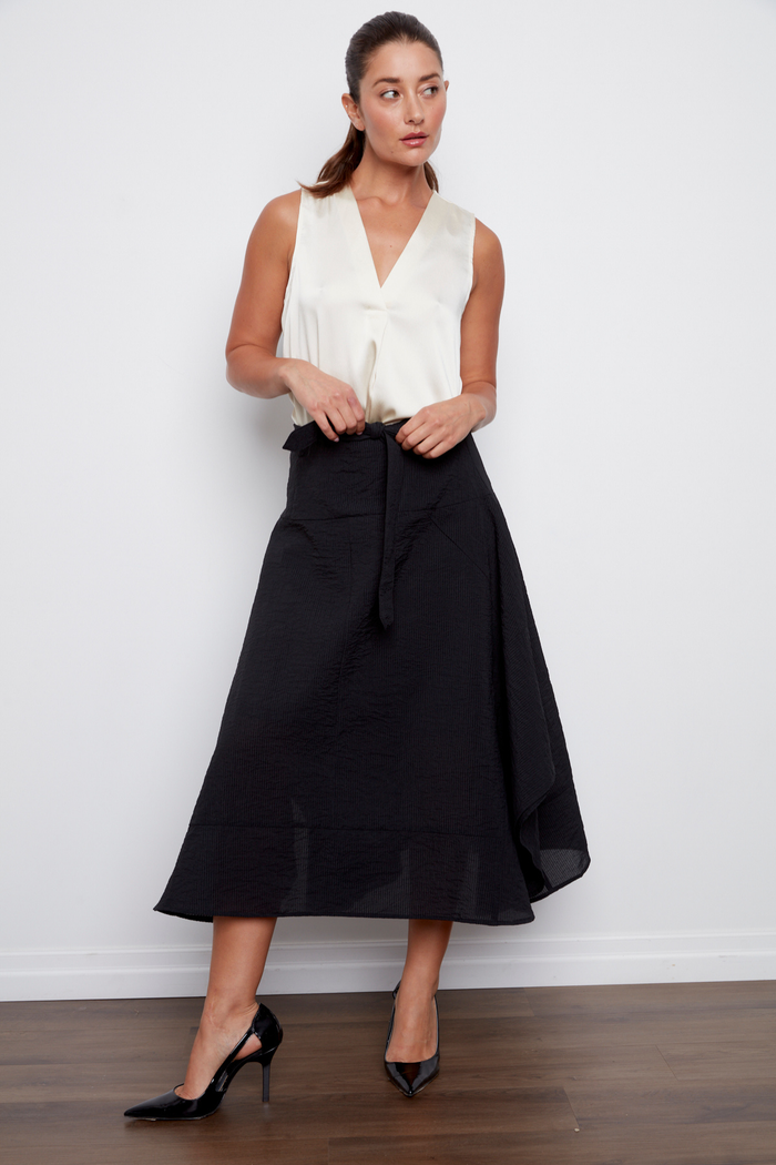 Cece Lightweight Asymmetric Skirt - Black