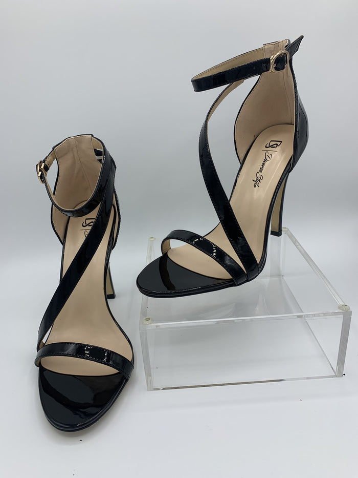 Diverse Style Shoes Crossover