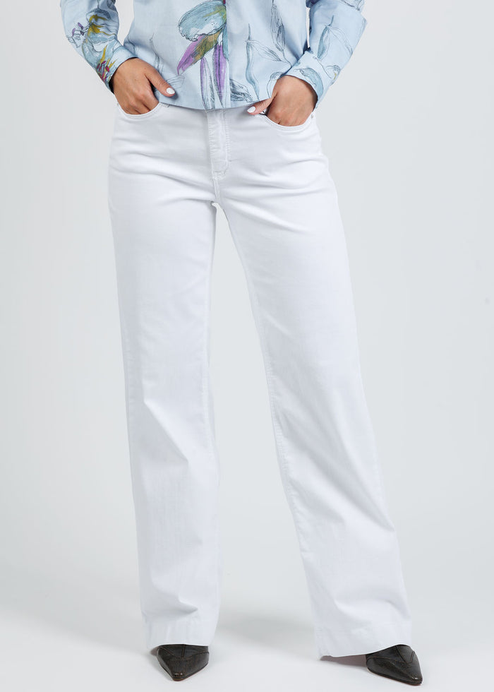 MAC Dream Wide Wonderlight Jeans 32" in White Denim available at Barbara Katz