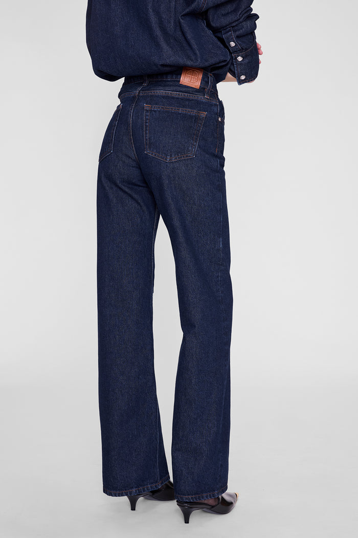 ANINE BING Hugh Jean 32" - Unwashed Blue - on model back