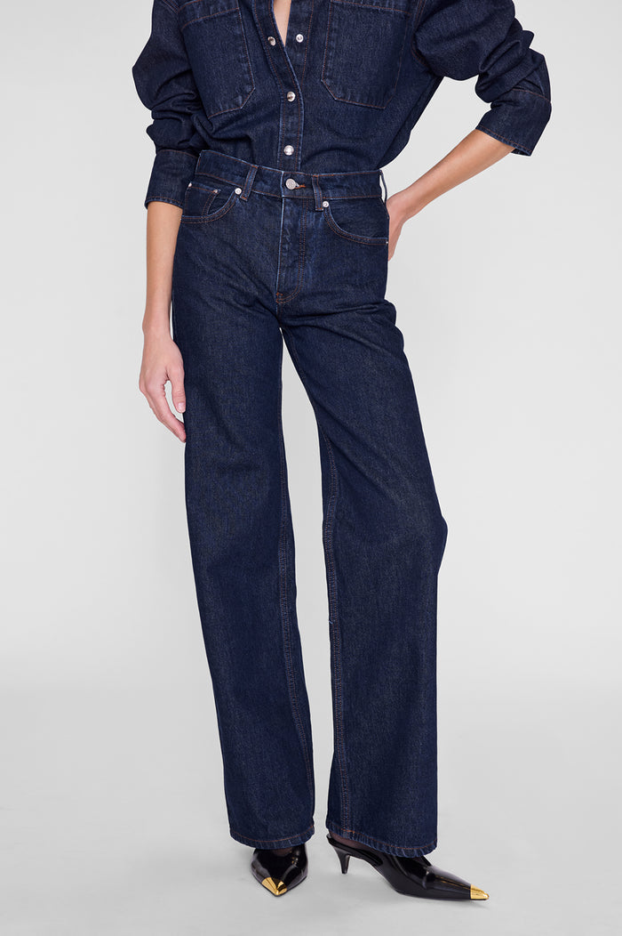 ANINE BING Hugh Jean 32" - Unwashed Blue - on model front second image