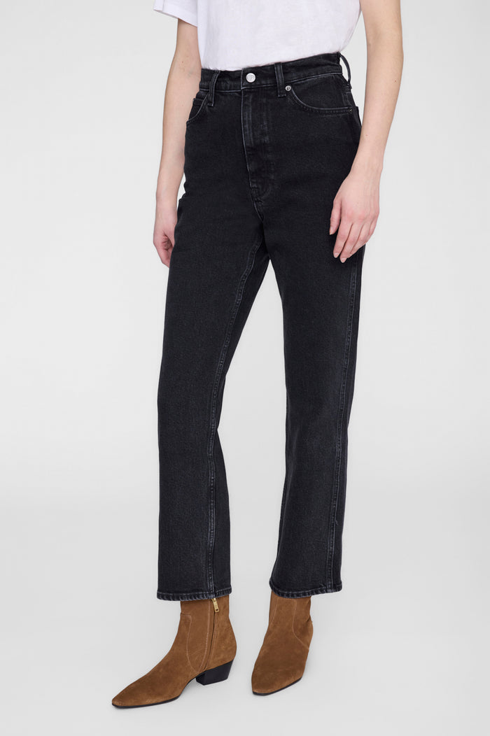 ANINE BING Jane Jean - Vintage Black - on model front detail second image