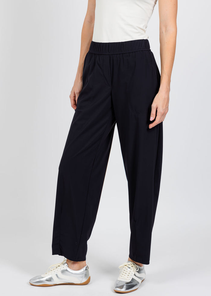 Elliott Lauren Prime Time Tapered Pant in Black available at Barbara Katz