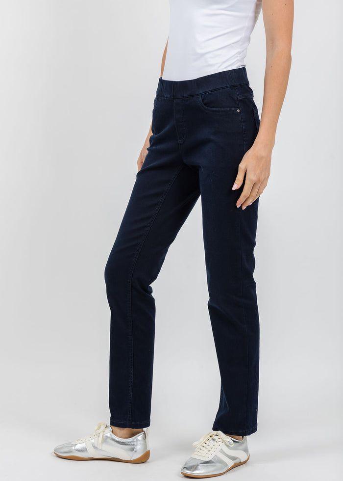 Wonderjeans Pull-On Ankle Jean 27" in Blue Used available at Barbara Katz