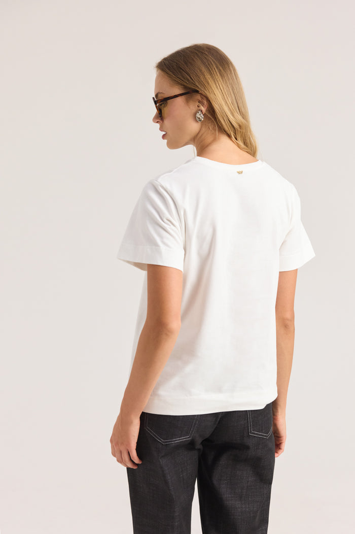 T-shirt Everything